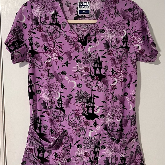 *Bundle* women’s small/xs scrub tops - Picture 5 of 6